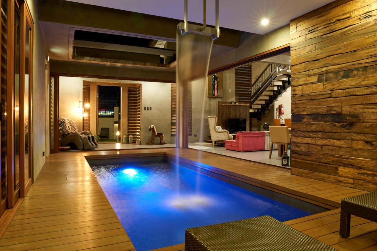 Isla Villa 1 Amazing Waterfall Pool House Near Beach, Bars & Restaurants Lapu-Lapu City Dış mekan fotoğraf